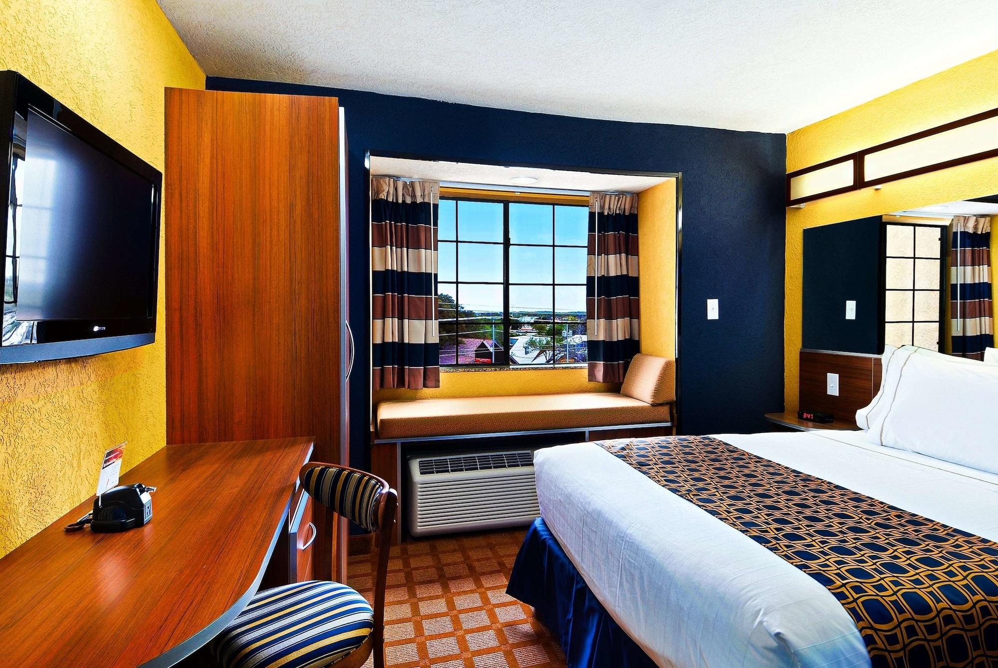 Microtel Inn & Suites By Wyndham New Braunfels I-35 Ruang foto